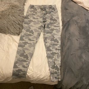 Gray camo leggings